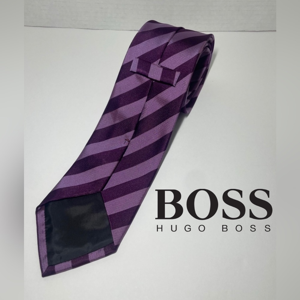 Hugo Boss Men’s Purple Stripe Necktie